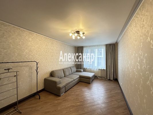 Продам однокомнатную (1-комн.) квартиру, Кременчугская ул, 13к1, Санкт-Петербург г