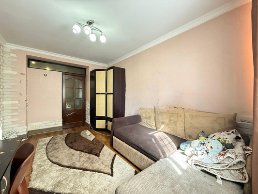 Продам многокомнатную квартиру, Кирова ул, 1ка, Нальчик г