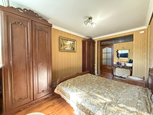 Продам многокомнатную квартиру, Кирова ул, 1ка, Нальчик г