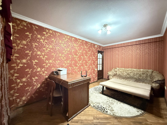 Продам многокомнатную квартиру, Кирова ул, 1ка, Нальчик г