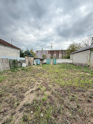 Продам участок 11 соток, ИЖС, Добровольского ул, 45А, Нальчик г, 0 км от города