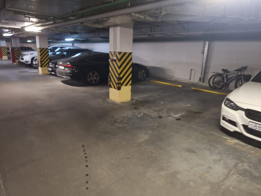 Сдам машиноместо 10 м2, Хошимина ул, 16, Санкт-Петербург г