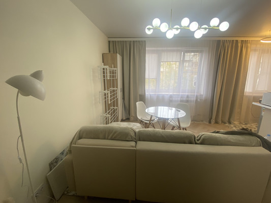 Продам однокомнатную (1-комн.) квартиру, Железнодорожная ул, 11, Вялки д