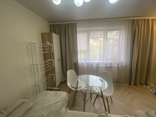 Продам однокомнатную (1-комн.) квартиру, Железнодорожная ул, 11, Вялки д