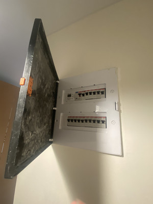 Продам однокомнатную (1-комн.) квартиру, Железнодорожная ул, 11, Вялки д