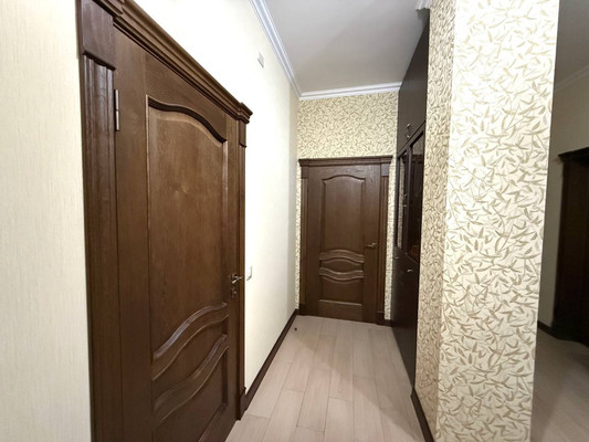 Продам двухкомнатную (2-комн.) квартиру, Кешокова ул, 81, Нальчик г