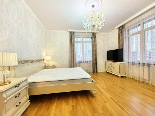 Сдам трехкомнатную (3-комн.) квартиру, Хорошёвское ш, 25Ак3, Москва г