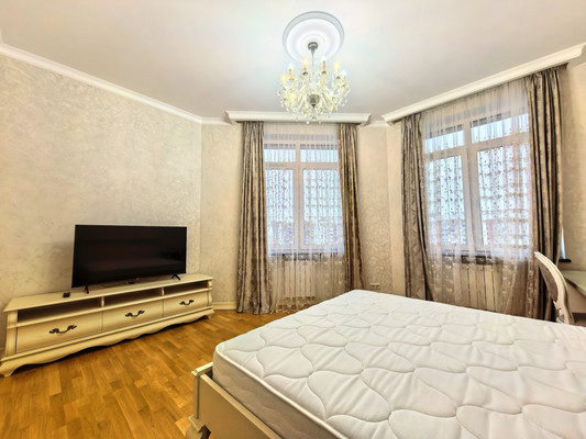 Сдам трехкомнатную (3-комн.) квартиру, Хорошёвское ш, 25Ак3, Москва г