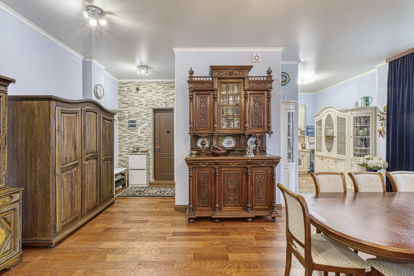 Продам трехкомнатную (3-комн.) квартиру, Центральная ул, 27, Первомайское п