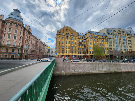 Продам трехкомнатную (3-комн.) квартиру, Большой П.С. пр-кт, 106, Санкт-Петербург г