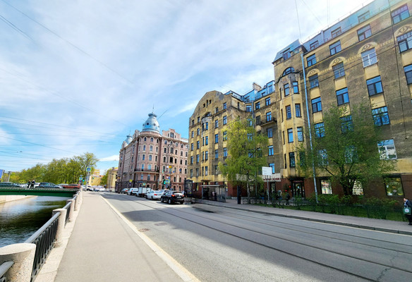 Продам трехкомнатную (3-комн.) квартиру, Большой П.С. пр-кт, 106, Санкт-Петербург г