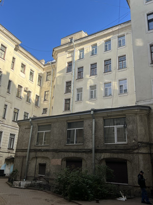 Продам многокомнатную квартиру, Невский пр-кт, 45/2, Санкт-Петербург г