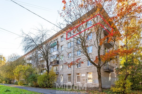 Продам двухкомнатную (2-комн.) квартиру, Лазо ул, 8к1 литера А, Санкт-Петербург г