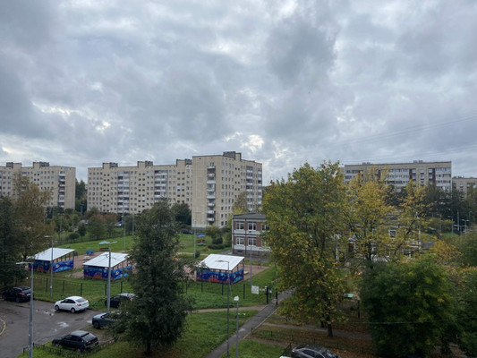 Продам трехкомнатную (3-комн.) квартиру, Братьев Радченко ул, 23, Колпино г
