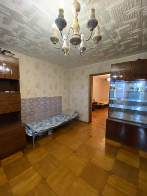 Продам трехкомнатную (3-комн.) квартиру, Братьев Радченко ул, 23, Колпино г
