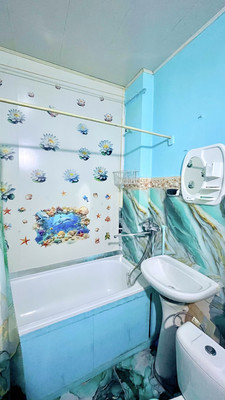 Продам двухкомнатную (2-комн.) квартиру, Парковая ул, 24, Астрахань г