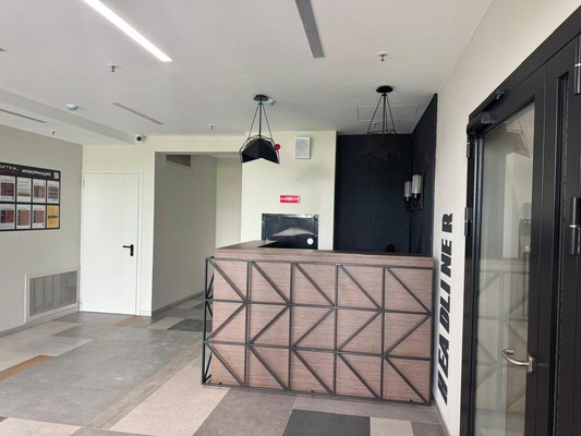 Продам трехкомнатную (3-комн.) квартиру, Шмитовский проезд, 39к7, Москва г