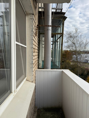 Продам однокомнатную (1-комн.) квартиру, Радистов ул, 2, Великий Новгород г