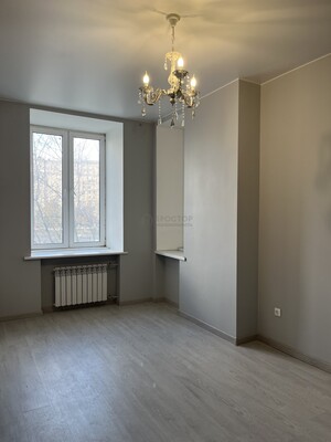 Продам двухкомнатную (2-комн.) квартиру, Победы пл, 1кБ, Москва г