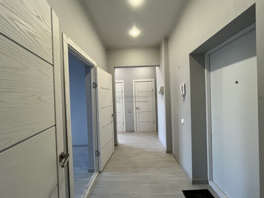 Продам двухкомнатную (2-комн.) квартиру, Победы пл, 1кБ, Москва г