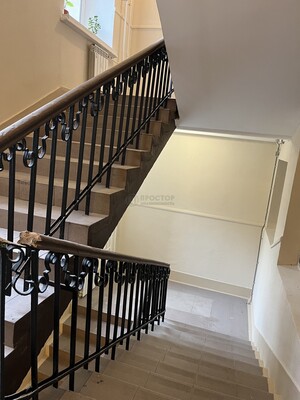 Продам двухкомнатную (2-комн.) квартиру, Победы пл, 1кБ, Москва г