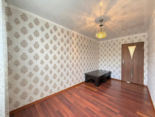 Продам трехкомнатную (3-комн.) квартиру, Ашурова ул, 36, Нальчик г