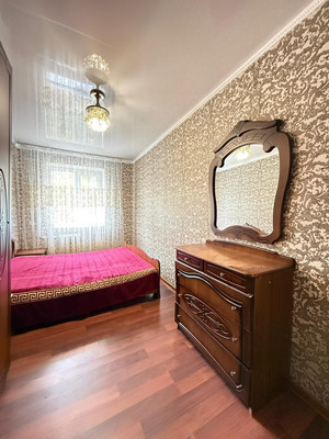 Продам трехкомнатную (3-комн.) квартиру, Ашурова ул, 36, Нальчик г