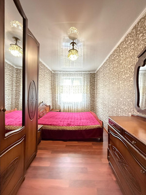 Продам трехкомнатную (3-комн.) квартиру, Ашурова ул, 36, Нальчик г
