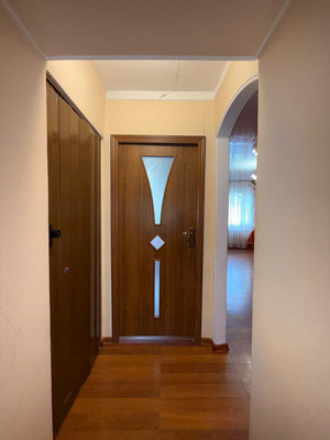 Продам трехкомнатную (3-комн.) квартиру, Ашурова ул, 36, Нальчик г