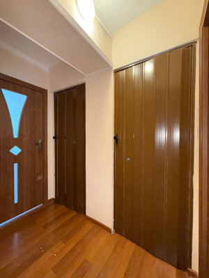 Продам трехкомнатную (3-комн.) квартиру, Ашурова ул, 36, Нальчик г