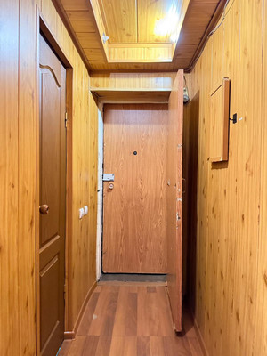 Продам трехкомнатную (3-комн.) квартиру, Ашурова ул, 36, Нальчик г
