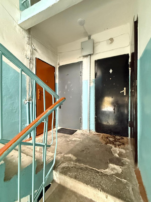 Продам трехкомнатную (3-комн.) квартиру, Ашурова ул, 36, Нальчик г