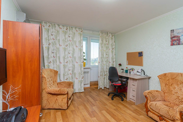 Продам двухкомнатную (2-комн.) квартиру, Спортивная ул, 12, Аграрное пгт