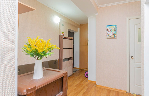 Продам двухкомнатную (2-комн.) квартиру, Спортивная ул, 12, Аграрное пгт