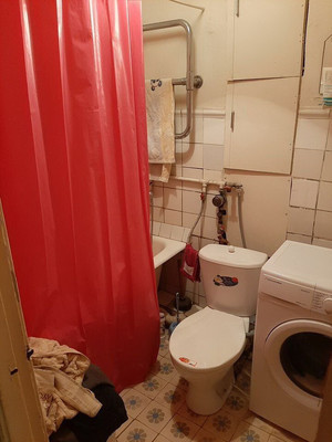 Продам трехкомнатную (3-комн.) квартиру, Киевская ул, 146, Симферополь г