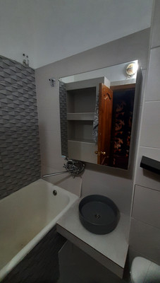 Продам однокомнатную (1-комн.) квартиру, Лизы Чайкиной ул, 13к166, Симферополь г