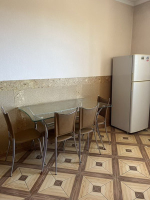 Продам однокомнатную (1-комн.) квартиру, Гоголя ул, 100а, Симферополь г