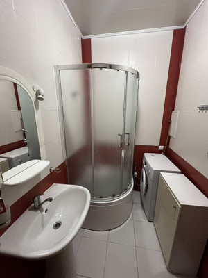 Продам однокомнатную (1-комн.) квартиру, Гоголя ул, 100а, Симферополь г