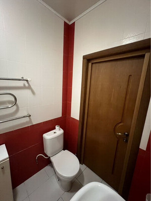 Продам однокомнатную (1-комн.) квартиру, Гоголя ул, 100а, Симферополь г