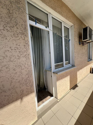 Продам однокомнатную (1-комн.) квартиру, Гоголя ул, 100а, Симферополь г