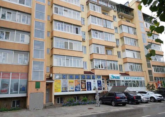 Продам однокомнатную (1-комн.) квартиру, Гоголя ул, 100а, Симферополь г