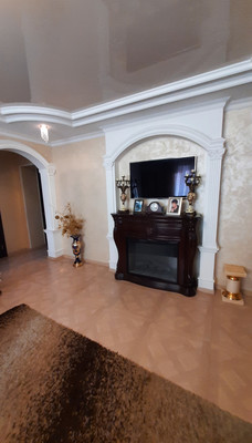 Продам трехкомнатную (3-комн.) квартиру, Луговая ул, 6н/2ак1, Симферополь г