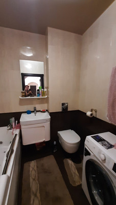 Продам трехкомнатную (3-комн.) квартиру, Луговая ул, 6н/2ак1, Симферополь г