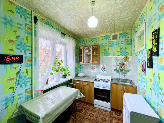 Продам двухкомнатную (2-комн.) квартиру, Набережная ул, 1, Нариманов г