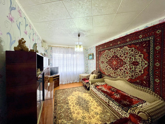 Продам двухкомнатную (2-комн.) квартиру, Набережная ул, 1, Нариманов г