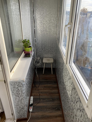 Продам двухкомнатную (2-комн.) квартиру, Кечкеметская ул, 96, Симферополь г