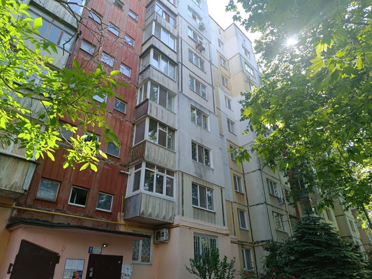 Продам однокомнатную (1-комн.) квартиру, Героев Сталинграда ул, 5, Симферополь г