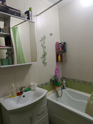 Продам однокомнатную (1-комн.) квартиру, Героев Сталинграда ул, 5, Симферополь г