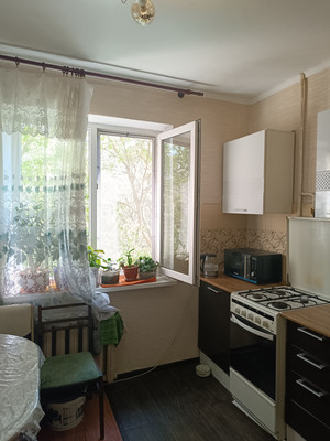 Продам однокомнатную (1-комн.) квартиру, Героев Сталинграда ул, 5, Симферополь г