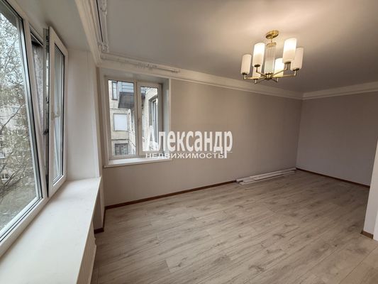 Продам однокомнатную (1-комн.) квартиру, Луначарского пр-кт, 70к1, Санкт-Петербург г